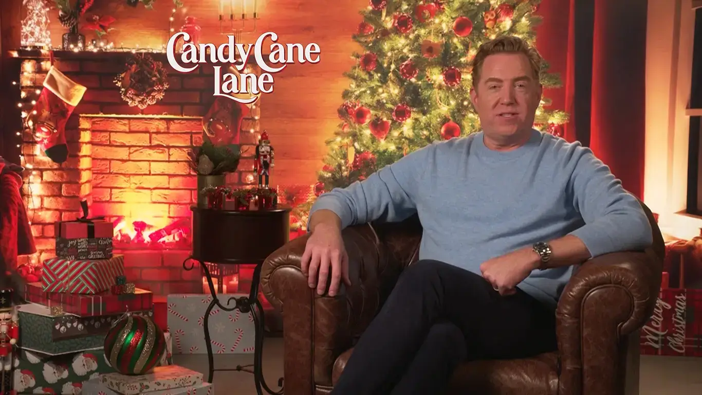 Kelly Younger Talks Writing Candy Cane Lane on Prime Video