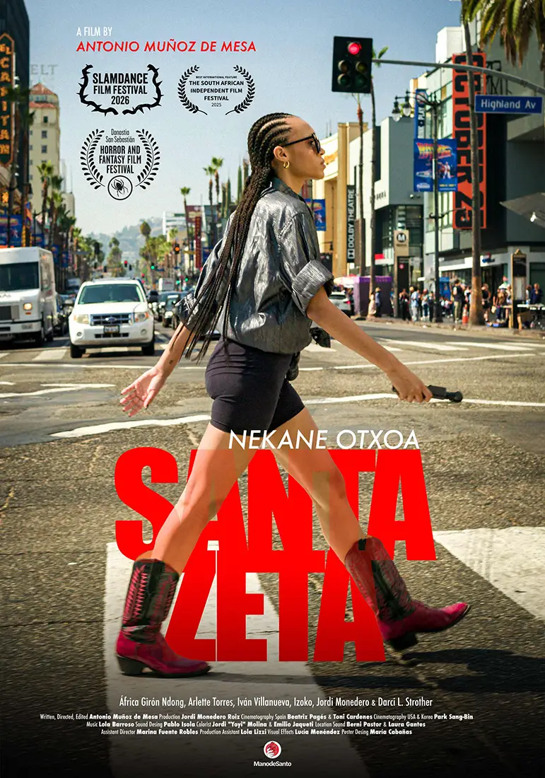 SANTA ZETA Exclusive Clip: Amelia Kitchen
